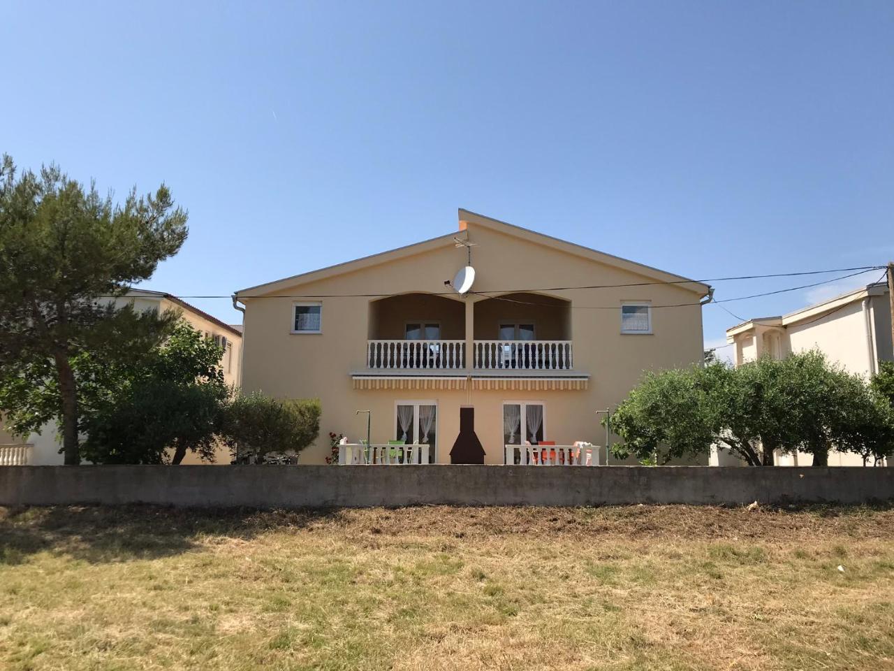 Apartments Villa Engeli Vir Exterior foto